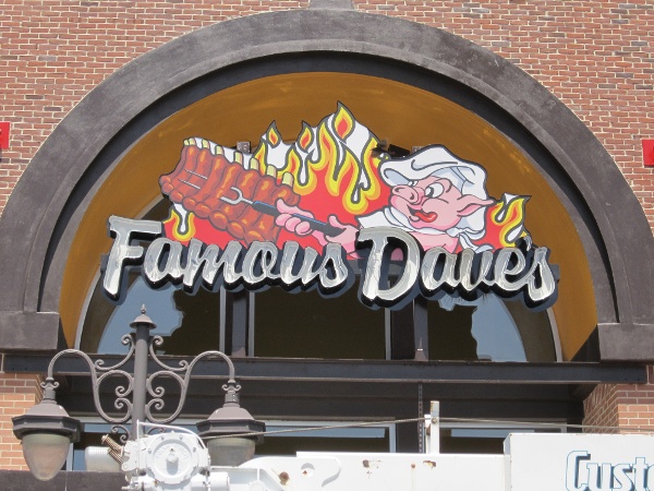 Famous Dave's, Estero, FL by Lee Designs