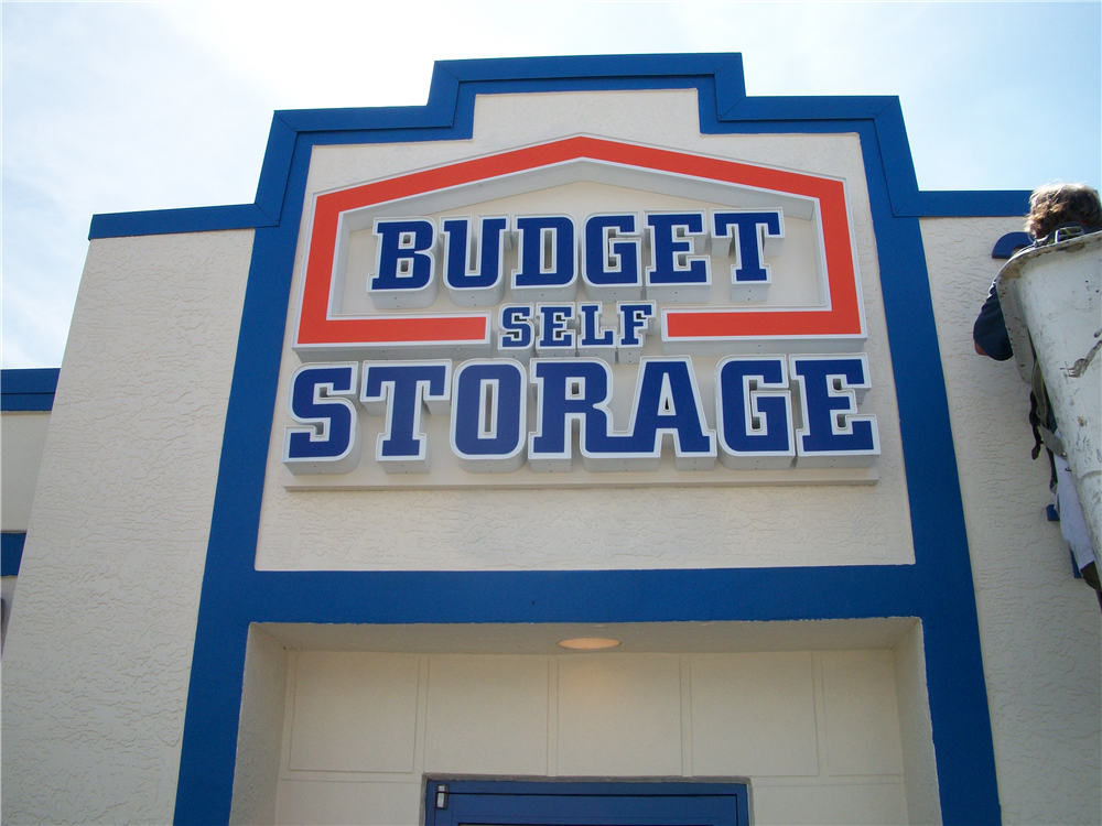 lee_designs_channel_letters_budget_self_storage