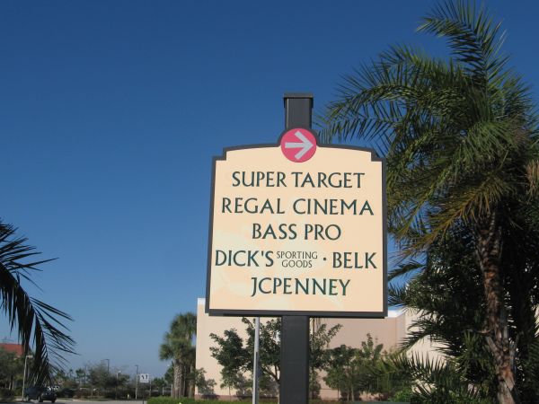 gulf_coast_towne_center,_super_target,_regal_cinema,_bass_pro_shop,_dicks_sporting_goods,_belk,_
