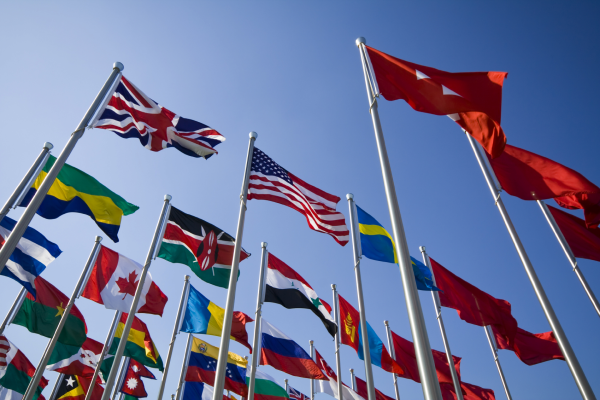 lee_designs_flag_pole_installations-resized-600