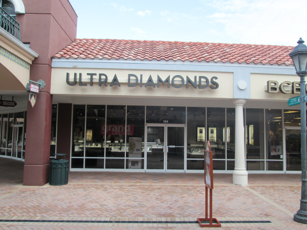 lee_designs_installation_of_ultra_diamonds_for_kieffer__co._2-resized-600