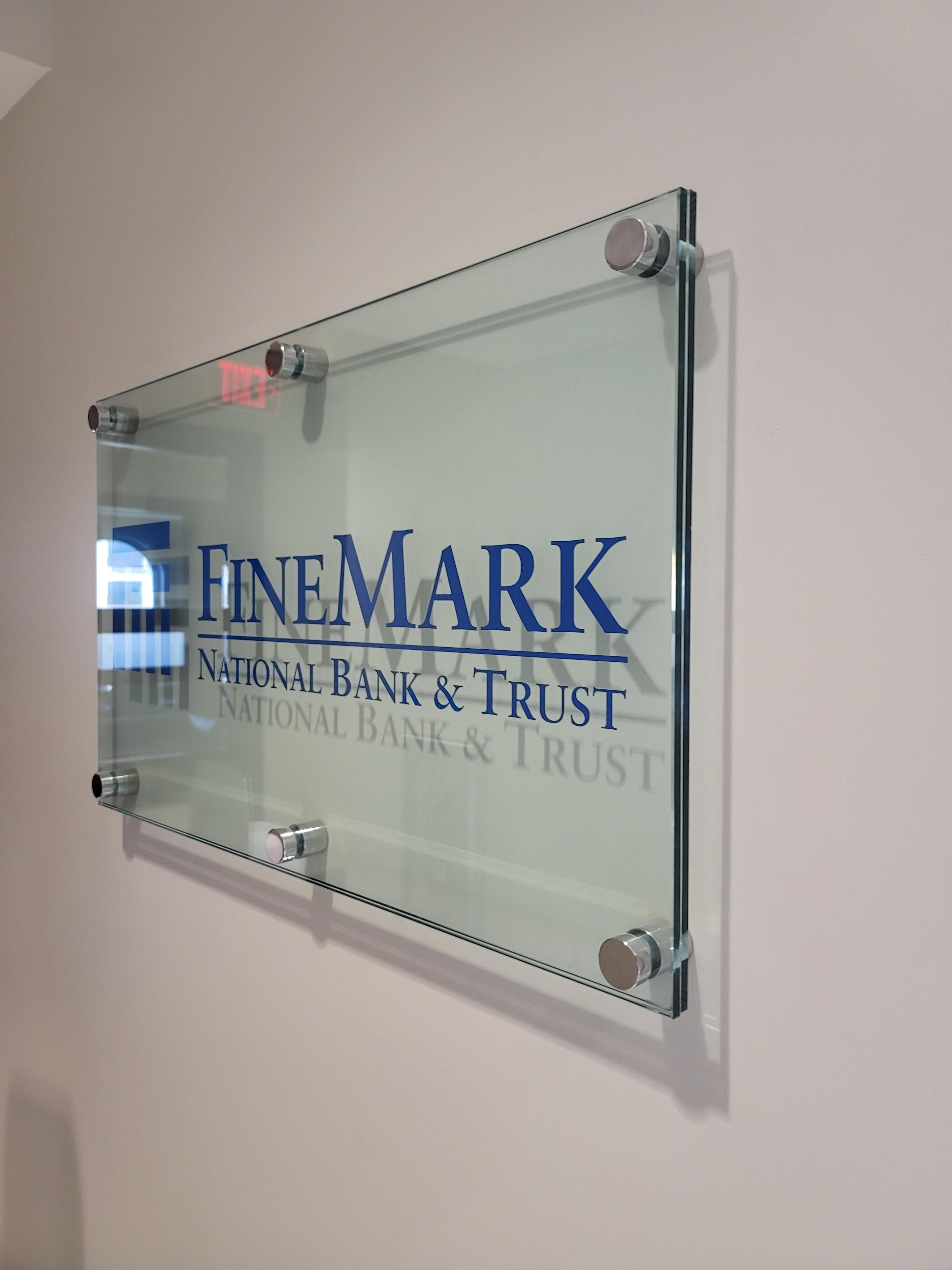 Finemark int glass (1)